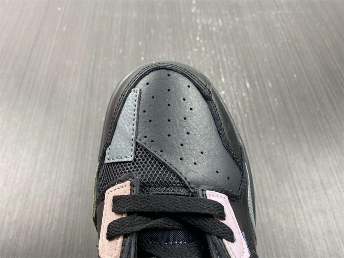 nike dunk low scrap