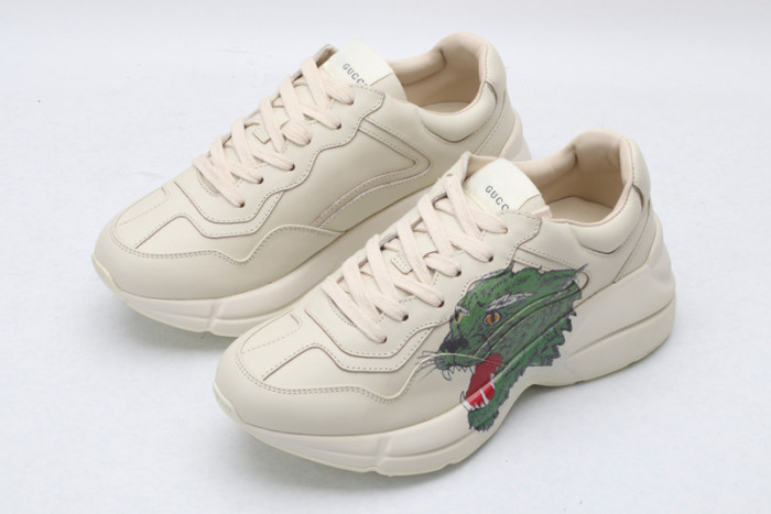 G*u*i* rhyton sneaker