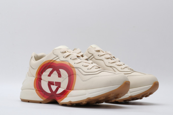 G*u*i* rhyton sneaker