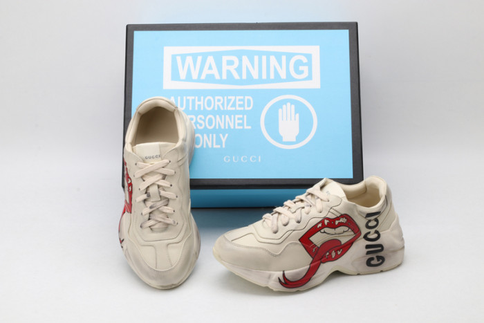 G*u*i* rhyton sneaker