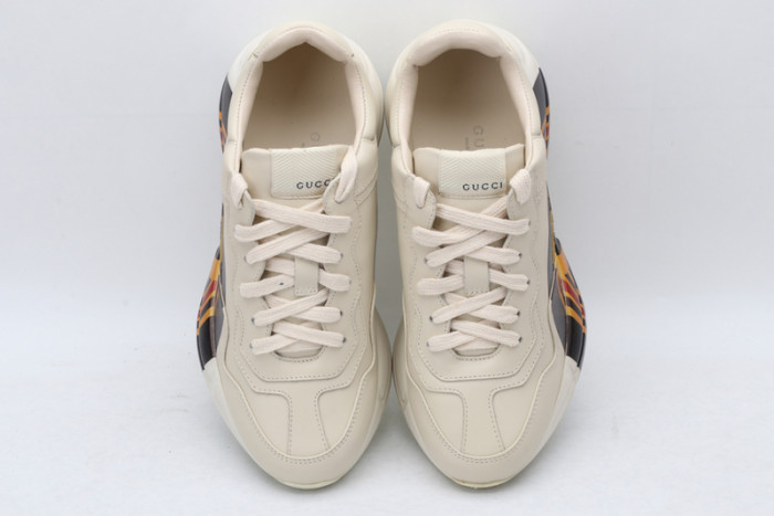 G*u*i* rhyton sneaker