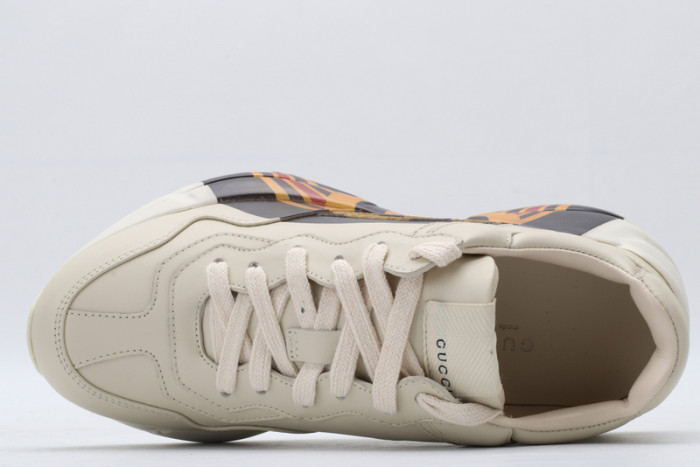 G*u*i* rhyton sneaker
