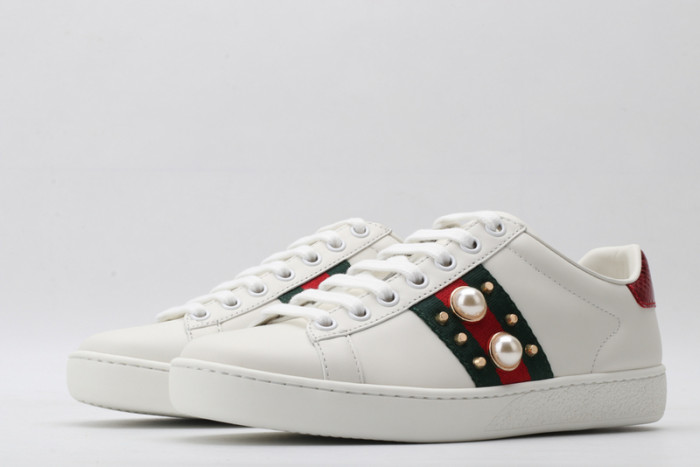 G*u*i* ace sneaker
