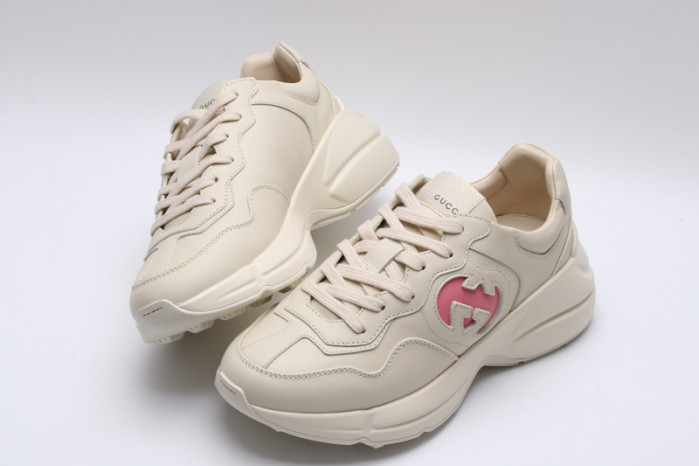 G*u*i* rhyton sneaker