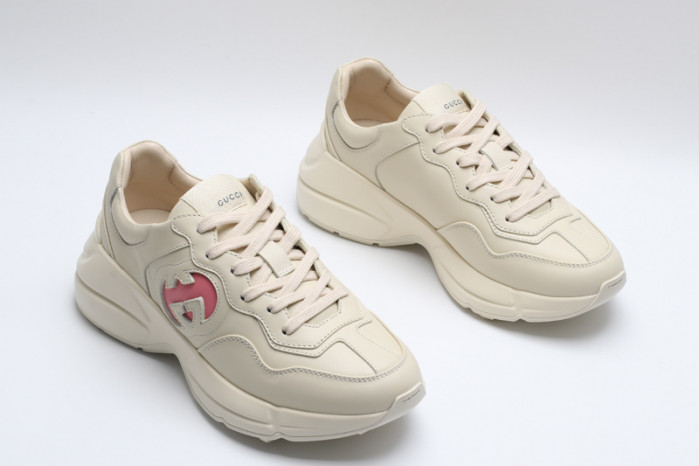 G*u*i* rhyton sneaker