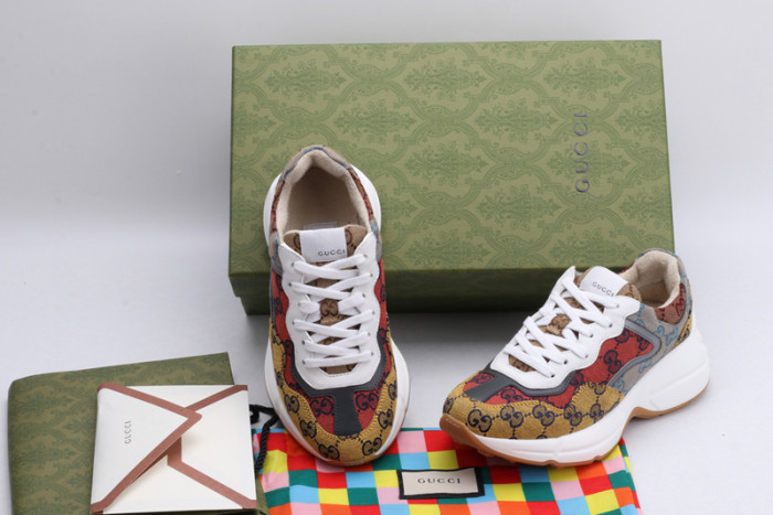 G*u*i* rhyton sneaker