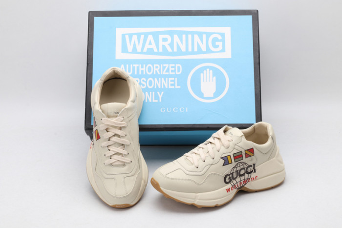 G*u*i* rhyton sneaker