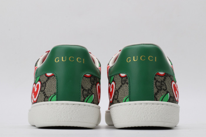 G*u*i* ace sneaker
