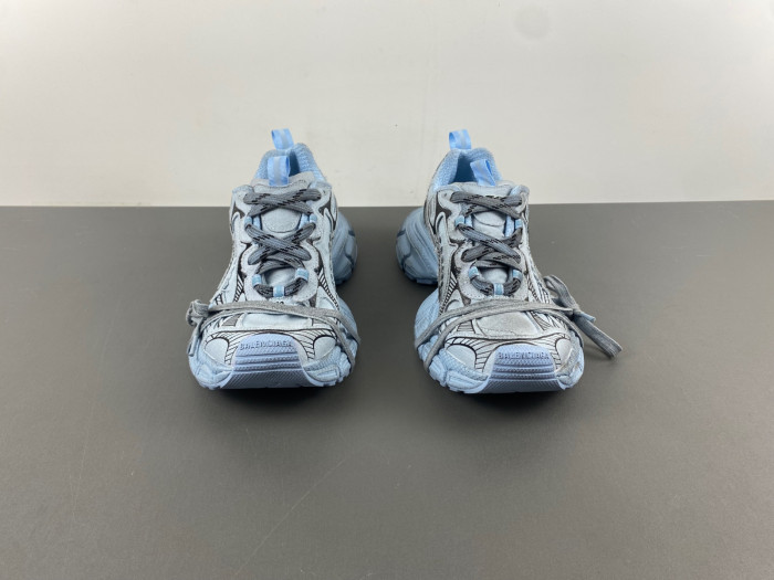 Balenciaga 3XL sneaker pop15