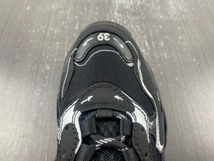 Balenciaga TRIPLE S SNEAKER 8000099