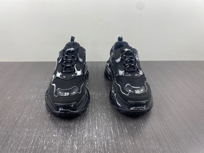 Balenciaga TRIPLE S SNEAKER 8000099