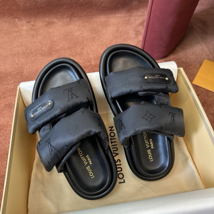 L&V sandal 137