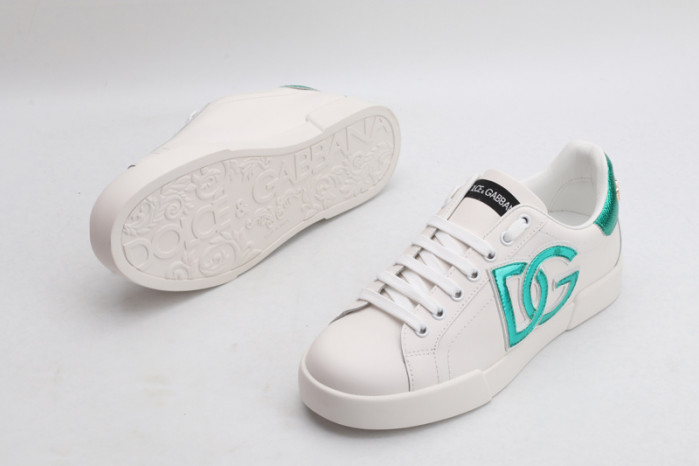 DG Sneaker13