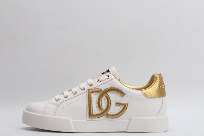 DG Sneaker18