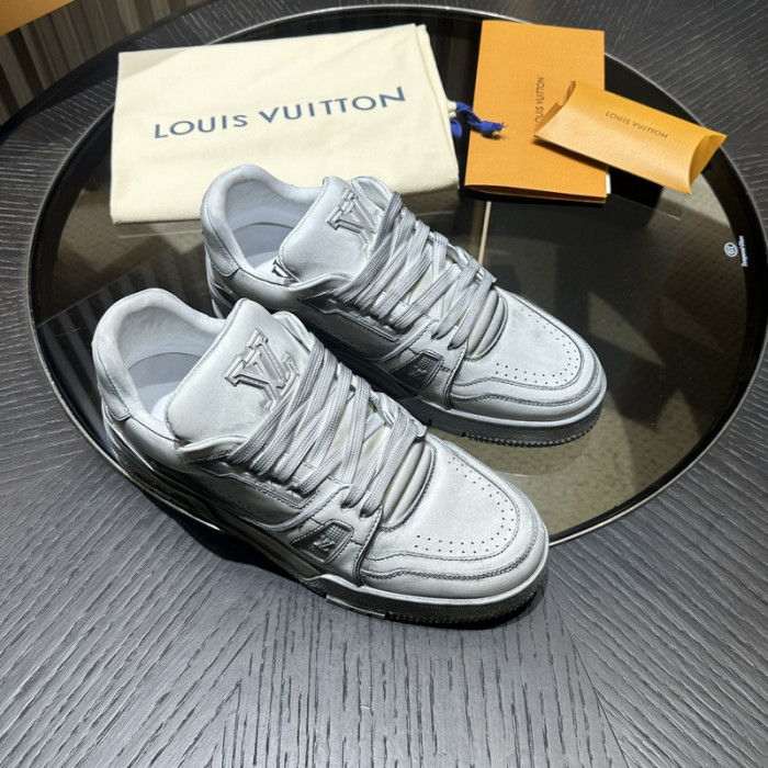 LV snekaers L0000487