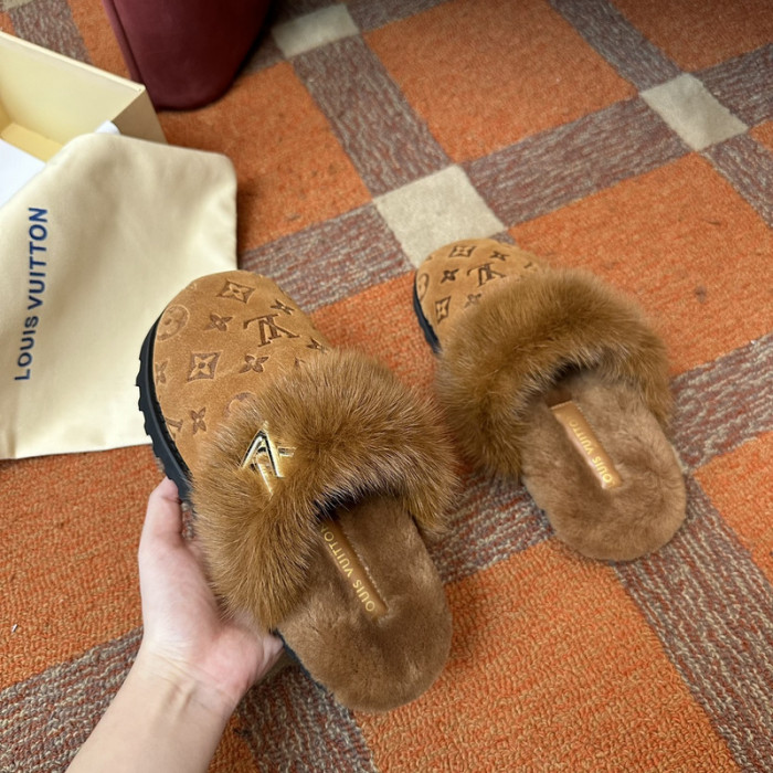 L&V sandal 112
