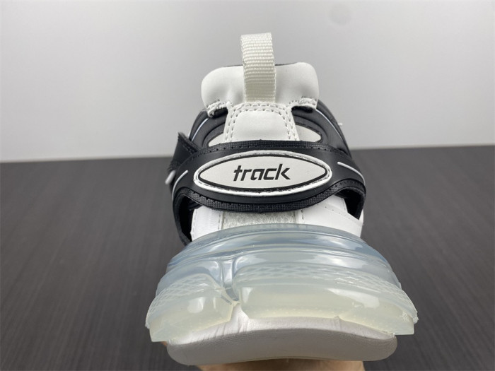 Balenciaga track W3BZ2 9010