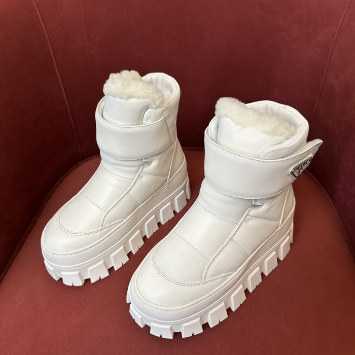 PRAD* boots P128