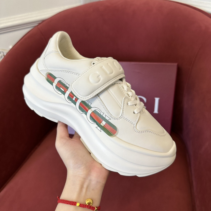 G*u*i* sneaker gc140