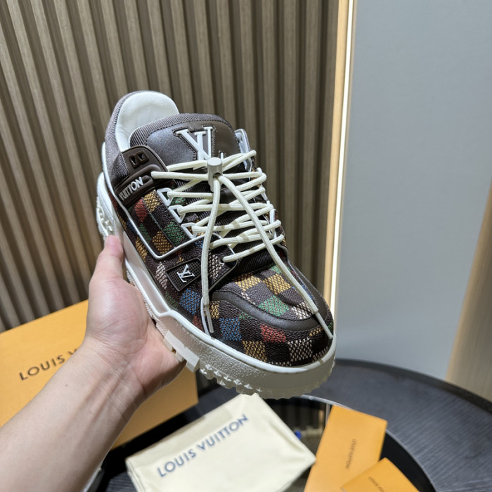 LV snekaers L0000521