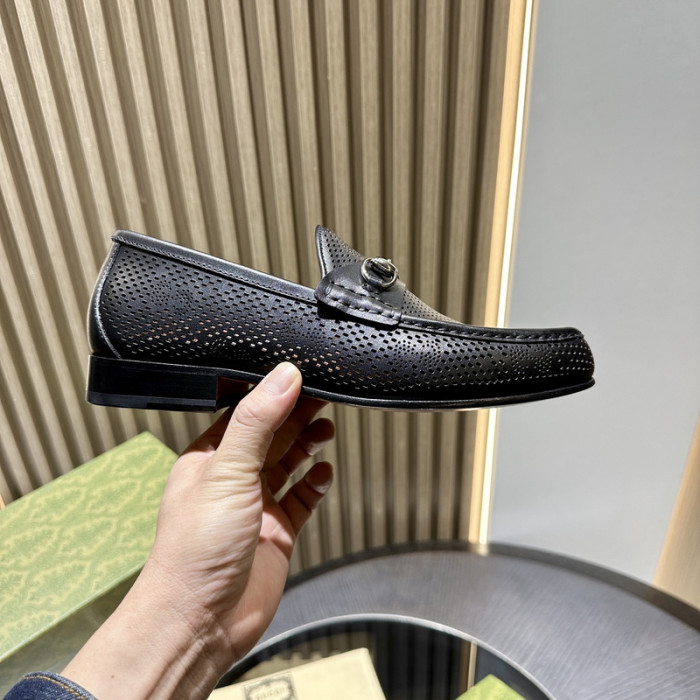 G*u*i* loafers gc181
