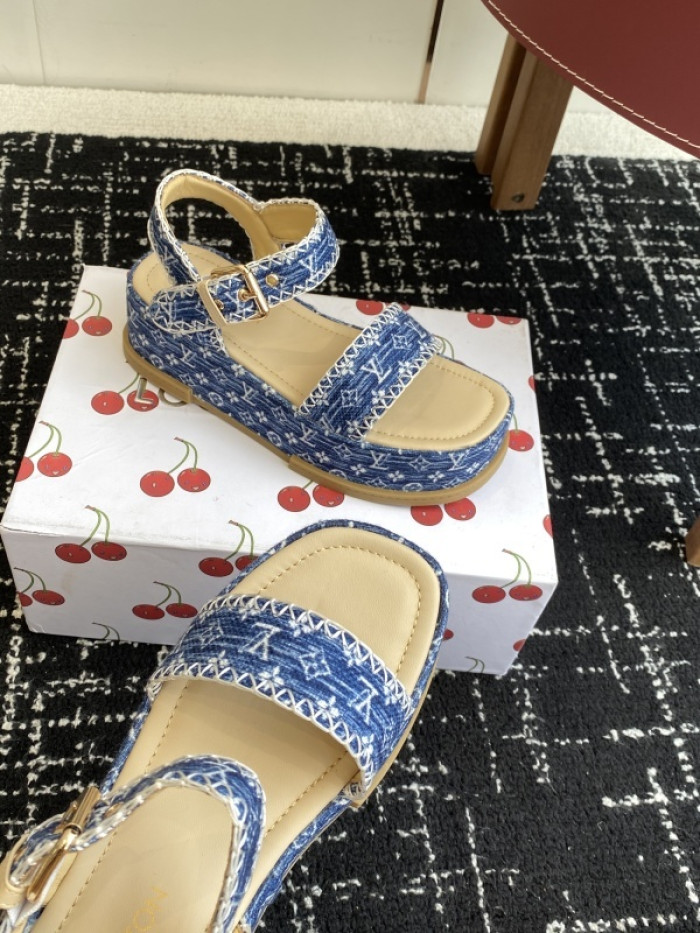 L&V sandal 227