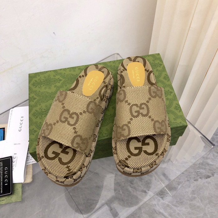G*u*i* sandal143