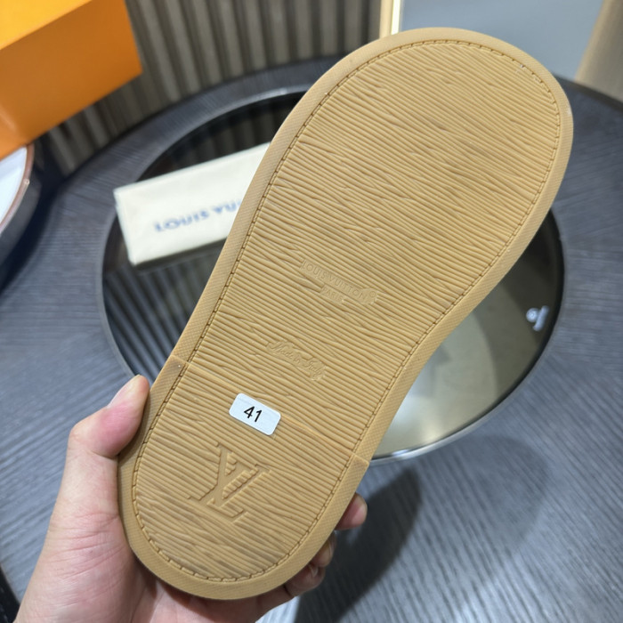 L&V sandal 115