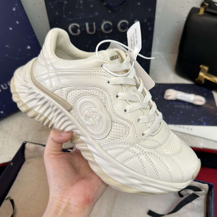 G*u*i* sneaker gc148